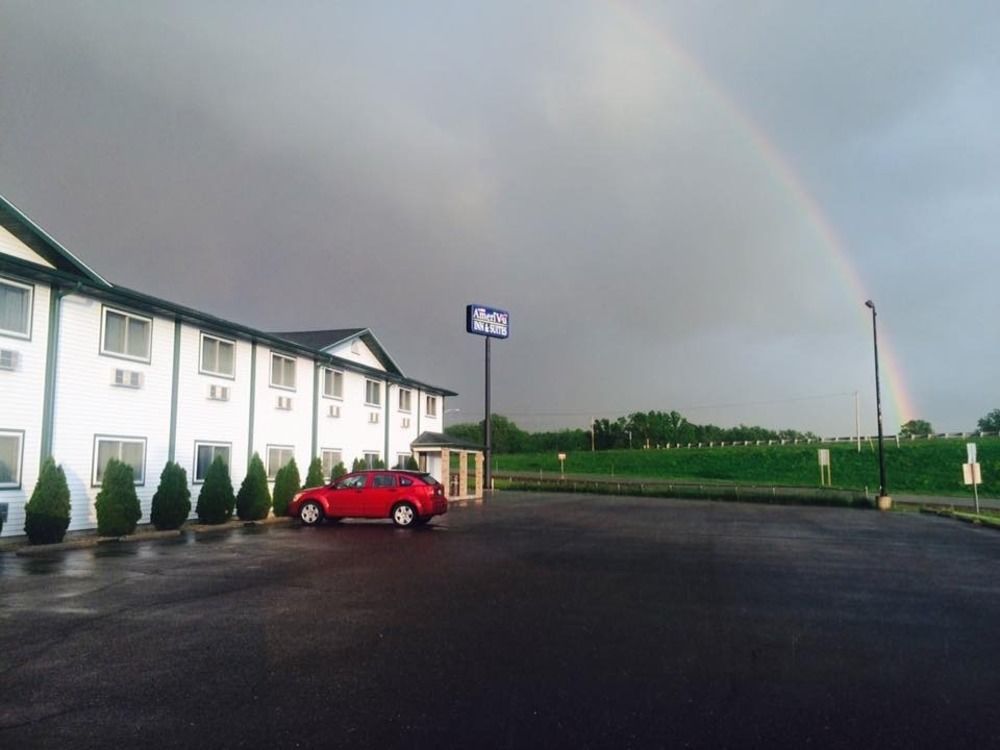 Amerivu Inn And Suites Stanley Exterior photo